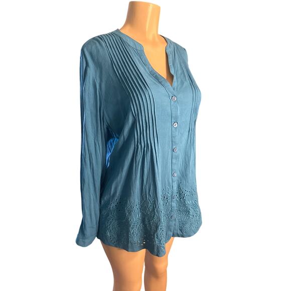 Women M Soft Surroundings Blue Eyelet Button Blouse Shirt Top Rayon Tunic - Picture 1 of 6